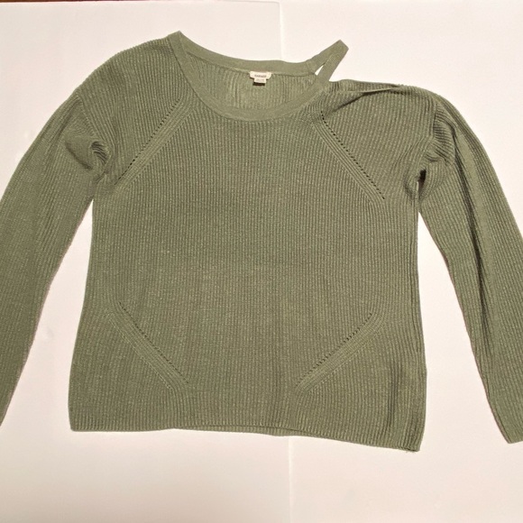 Garage Green Sweater with shoulder cut - Picture 1 of 5